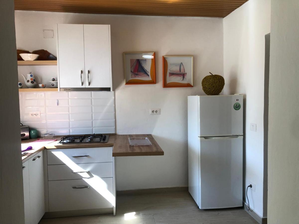 Olive House. Hotell Vlorë Exteriör bild